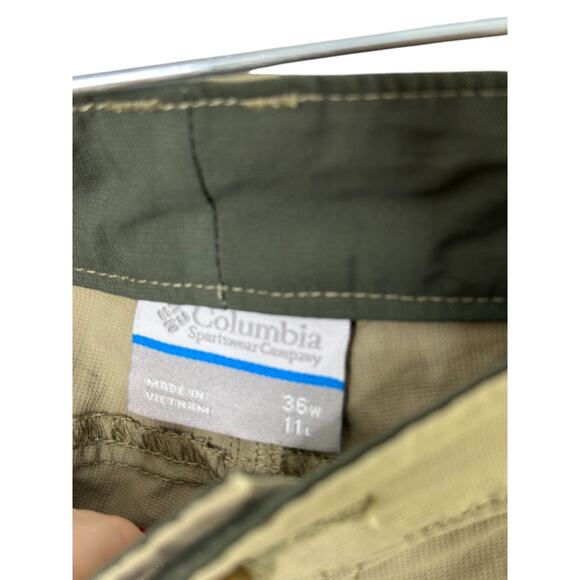 Columbia Tan 11" Cargo Shorts Men's Size 36 - Picture 6 of 6